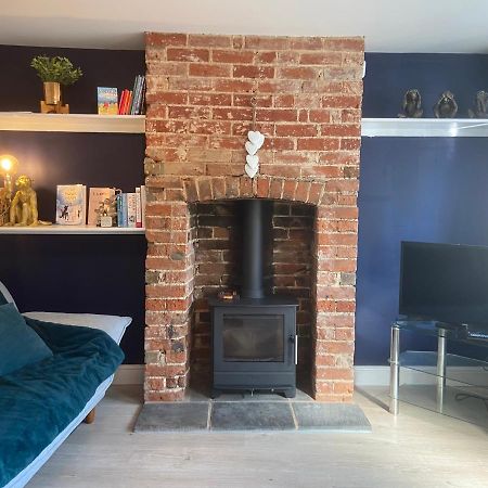 Woodbridge - Cosy Little 2-Bed Cottage Εξωτερικό φωτογραφία